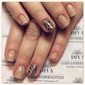 Покрытие гель лак (Shellac) + маникюр + дизайн 590 руб.