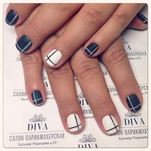 Покрытие гель лак (Shellac) + маникюр + дизайн 590 руб.