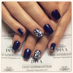 Покрытие гель лак (Shellac) + маникюр + дизайн 590 руб.