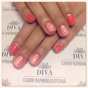 Покрытие гель лак (Shellac) + маникюр + дизайн 590 руб.
