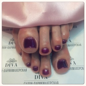 Педикюр полный + покрытие Shellac + дизайн 1200 руб.