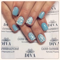 Покрытие гель лак (Shellac) + маникюр + дизайн 590 руб.