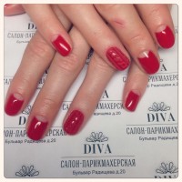 Покрытие гель лак (Shellac) + маникюр + дизайн 590 руб.