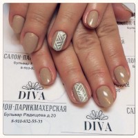 Покрытие гель лак (Shellac) + маникюр + дизайн 590 руб.