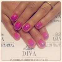 Покрытие гель лак (Shellac) + маникюр + дизайн 590 руб.
