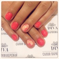 Покрытие гель лак (Shellac) + маникюр + дизайн 590 руб.