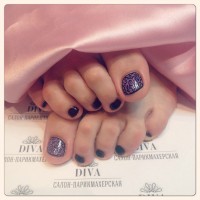 Педикюр полный + покрытие Shellac + дизайн 1200 руб.