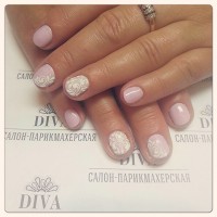 Покрытие гель лак (Shellac) + маникюр + дизайн 590 руб.