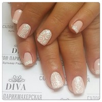 Покрытие гель лак (Shellac) + маникюр + дизайн 590 руб.