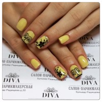 Покрытие гель лак (Shellac) + маникюр + дизайн 590 руб.