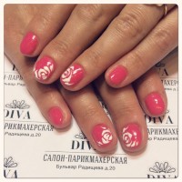 Покрытие гель лак (Shellac) + маникюр + дизайн 590 руб.
