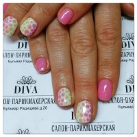 Покрытие гель лак (Shellac) + маникюр + дизайн 590 руб.