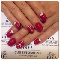 Покрытие гель лак (Shellac) + маникюр + дизайн 590 руб.