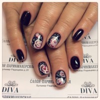 Покрытие гель лак (Shellac) + маникюр + дизайн 590 руб.
