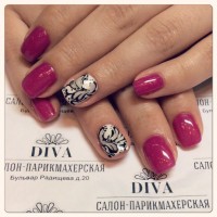 Покрытие гель лак (Shellac) + маникюр + дизайн 590 руб.
